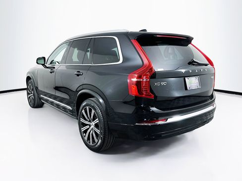 Used 2025 Volvo XC90 B5 Core image 5