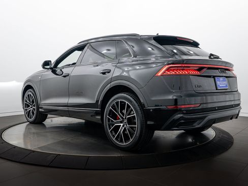 Certified 2022 Audi Q8 Premium Plus AWD/4WD image 5