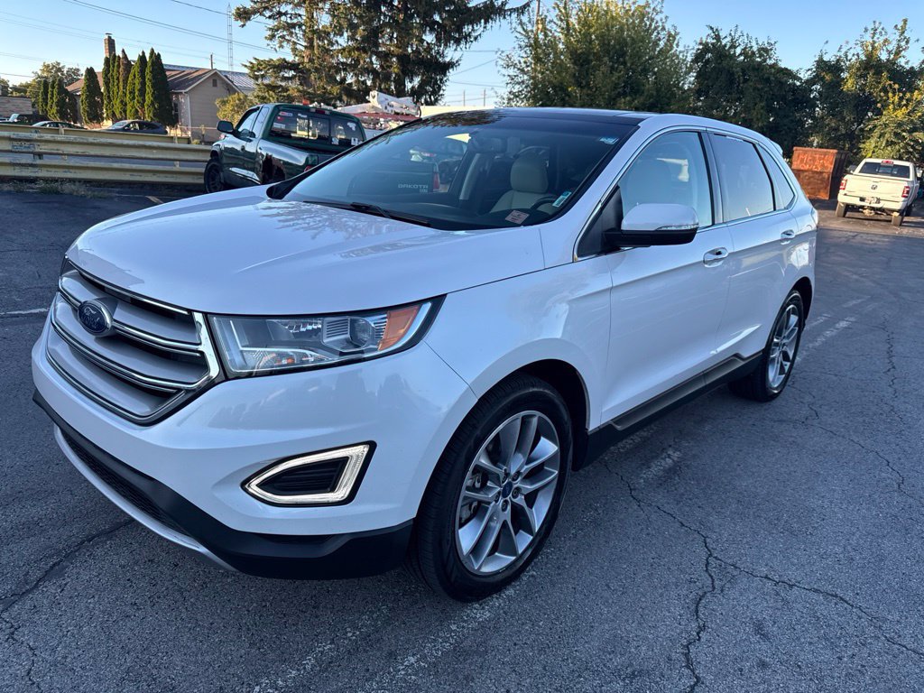 Certified 2017 Ford Edge Titanium w/ Equipment Group 301A FWD image 8