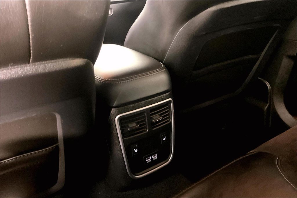 Used 2022 Dodge Charger R/T w/ Plus Group RWD image 29