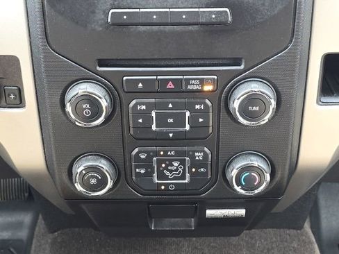 Used 2014 Ford F150 XLT w/ Equipment Group 302A Luxury image 32