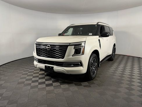 Used 2025 Nissan Armada SL w/ Captain's Chari Seat Package image 2