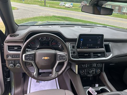 Used 2021 Chevrolet Tahoe LS AWD/4WD image 11