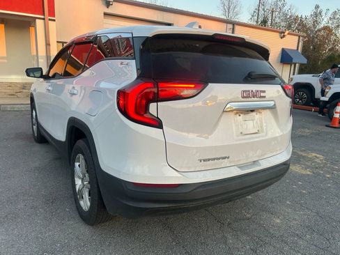 Used 2018 GMC Terrain SLE image 9