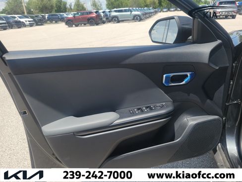New 2026 Kia K4 FWD image 22