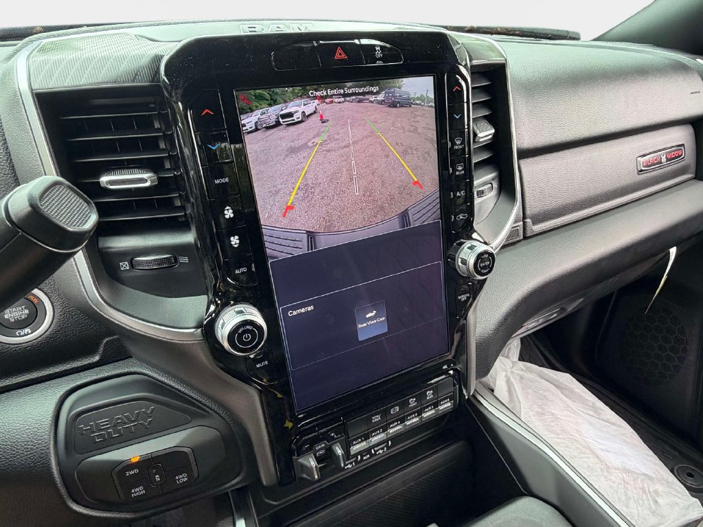 New 2026 RAM 2500 Big Horn AWD/4WD image 18
