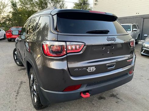 Used 2018 Jeep Compass Trailhawk w/ Cold Weather Group AWD/4WD image 10