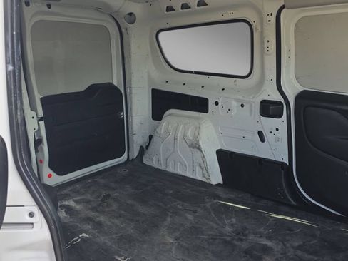 Used 2021 RAM ProMaster City Tradesman FWD image 10