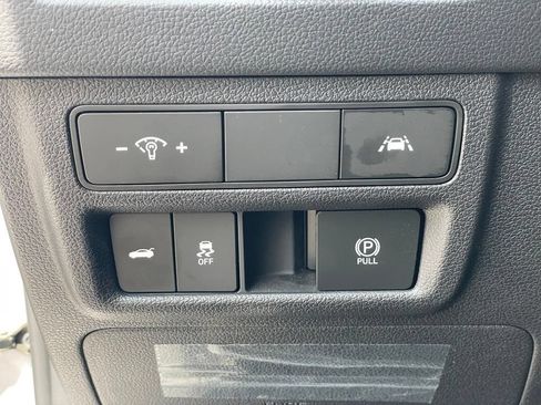 Used 2023 Hyundai Sonata SEL FWD image 16