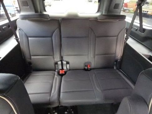 New 2026 GMC Yukon XL Elevation image 17