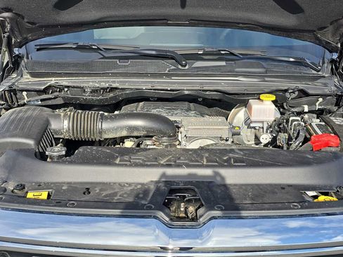Used 2024 RAM 1500 Big Horn AWD/4WD image 17
