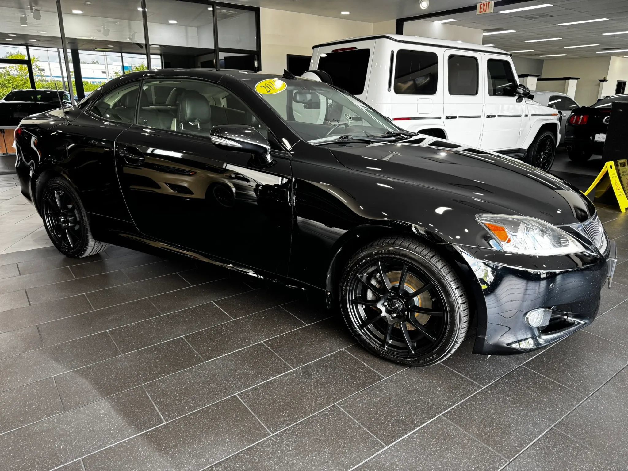 Used 2013 Lexus IS 250C w/ Luxury Pkg RWD image 42