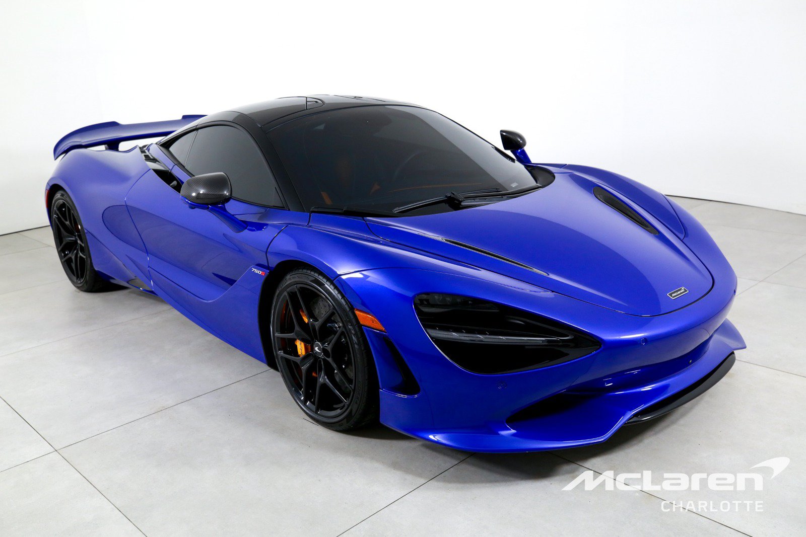 Used 2025 McLaren 750S RWD image 3