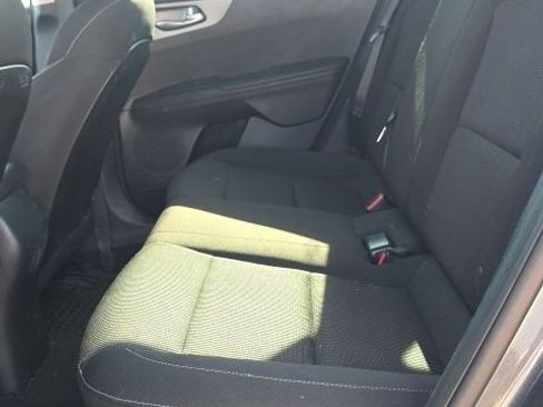 Used 2021 Kia Forte LXS FWD image 17