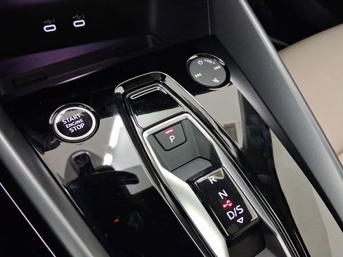 Used 2025 Audi A3 2.0T Premium w/ Convenience Package image 23