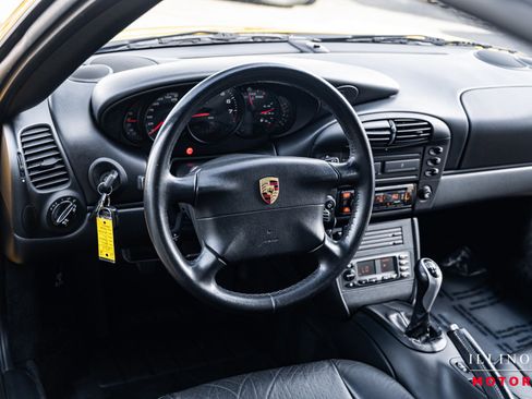 Used 2001 Porsche 911 Carrera 4 image 19