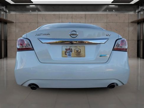 Used 2014 Nissan Altima 2.5 SV image 12