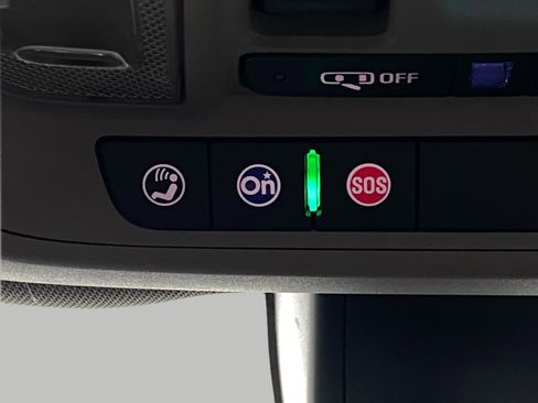 Used 2019 Chevrolet Equinox LT AWD/4WD image 25