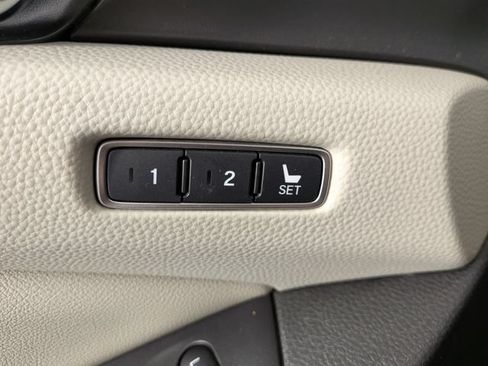 Used 2022 Honda Accord EX-L image 11