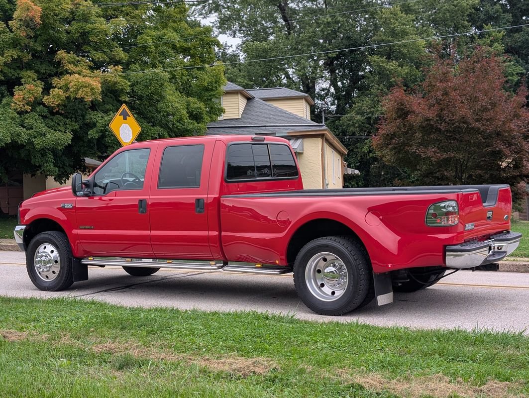Used 2001 Ford F550 2WD Crew Cab Super Duty image 14