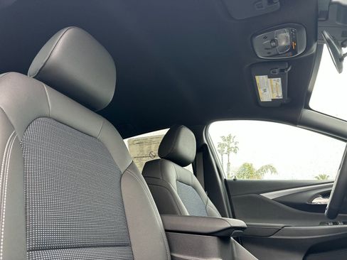 New 2026 Buick Envista Sport Touring w/ Convenience I Package FWD image 17