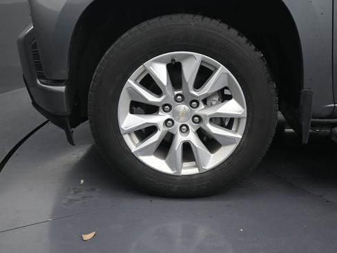 Used 2022 Chevrolet Silverado 1500 Custom RWD image 9