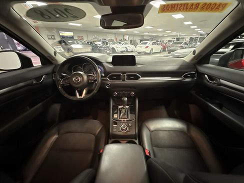Used 2018 MAZDA CX-5 Touring w/ Preferred Equipment Package image 12