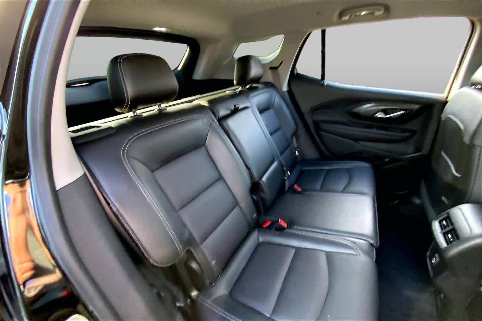 Used 2022 GMC Terrain SLT AWD/4WD image 19