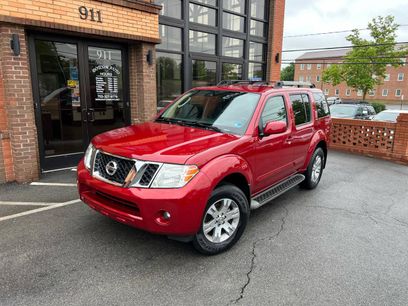 Used 2010 Nissan Pathfinder SE w/ SE Premium Journey Pkg