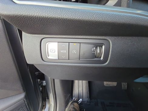 New 2026 Chevrolet Traverse LT image 26