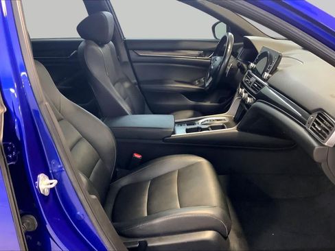 Used 2021 Honda Accord Sport image 8