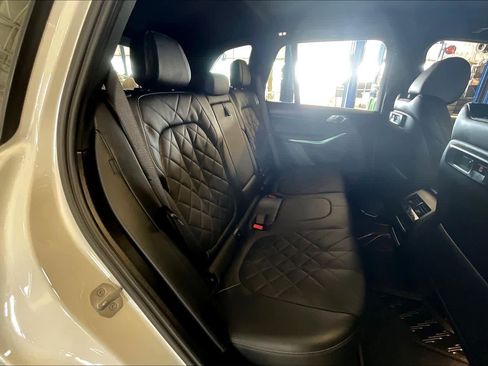 Certified 2023 BMW X5 sDrive40i w/ Premium Package image 18