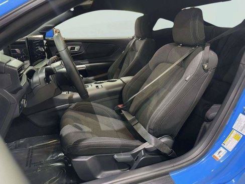 Used 2024 Ford Mustang GT RWD image 13