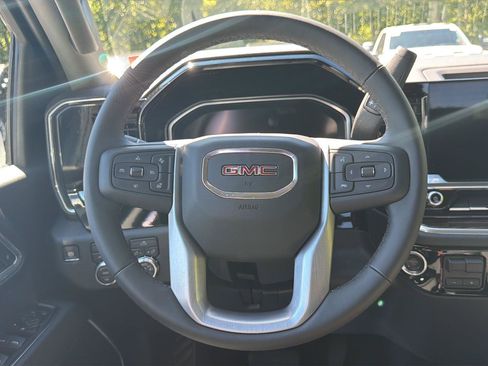 New 2026 GMC Sierra 2500 SLE w/ SLE Value Package; AWD/4WD image 17