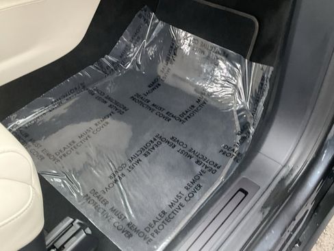 Used 2017 Tesla Model X 75D image 66