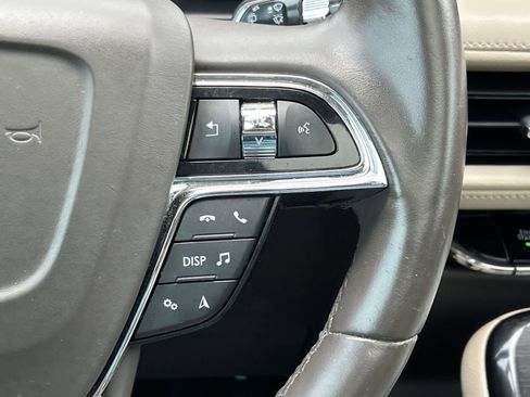 Used 2022 Lincoln Nautilus Reserve FWD image 22