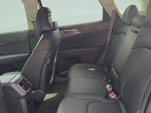 New 2026 Kia Sportage EX FWD image 13