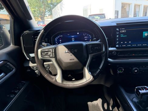 Used 2022 Chevrolet Silverado 1500 RST AWD/4WD image 26