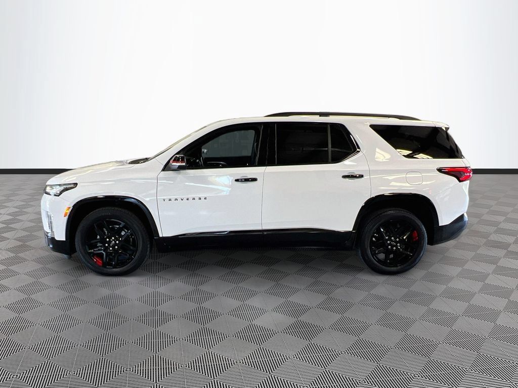 Used 2023 Chevrolet Traverse Premier w/ Redline Edition AWD/4WD image 4