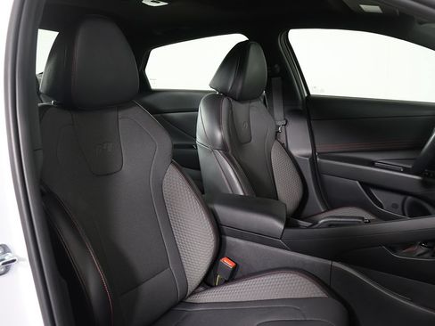 Certified 2025 Hyundai Elantra N Line FWD image 30