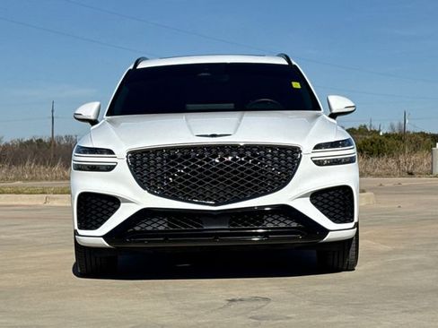 Used 2025 Genesis GV70 3.5T Sport AWD/4WD image 2