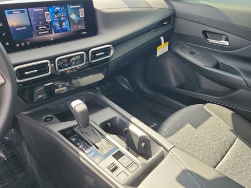 New 2026 Nissan Sentra SV w/ Floor Mat Package FWD image 33