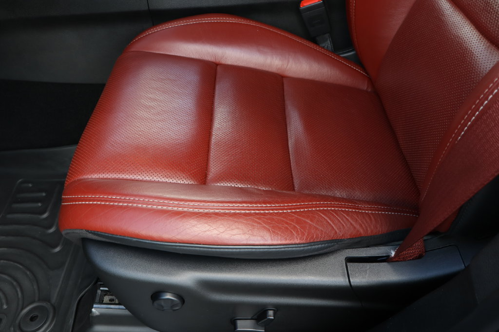 Used 2023 Dodge Durango SRT AWD/4WD image 17