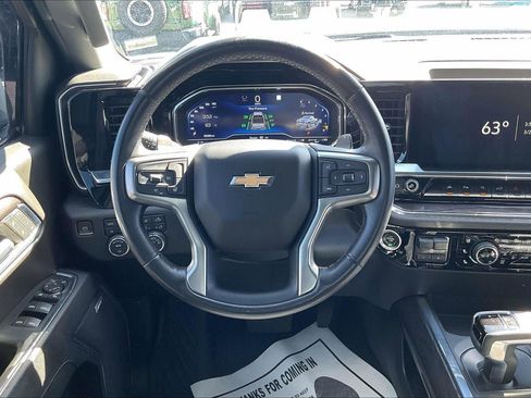 Used 2023 Chevrolet Silverado 1500 LTZ image 5