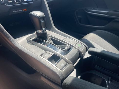Used 2018 Honda Civic Sport image 18