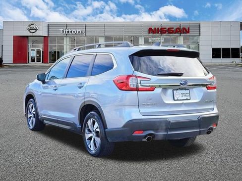 Used 2025 Subaru Ascent Premium AWD/4WD image 6