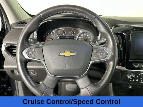 Used 2020 Chevrolet Traverse LT w/ LT Premium Package AWD/4WD image 13