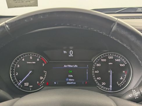 Used 2021 Cadillac XT4 Premium Luxury FWD image 17