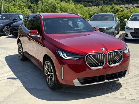 Certified 2025 BMW X3 xDrive30 AWD/4WD image 8