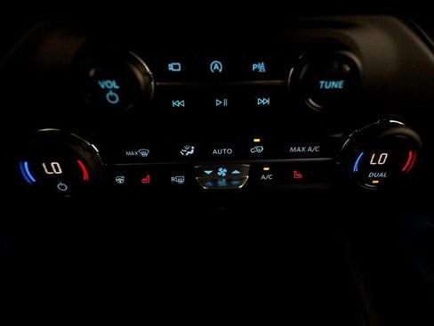 Used 2023 Ford Bronco Wildtrak image 31